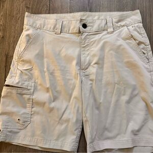 KENNETH COLE SHORTS